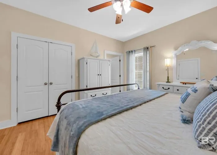Holiday home 7018 Rookery 3 New Listing 2 Pools 1 Min To Gulf Shores